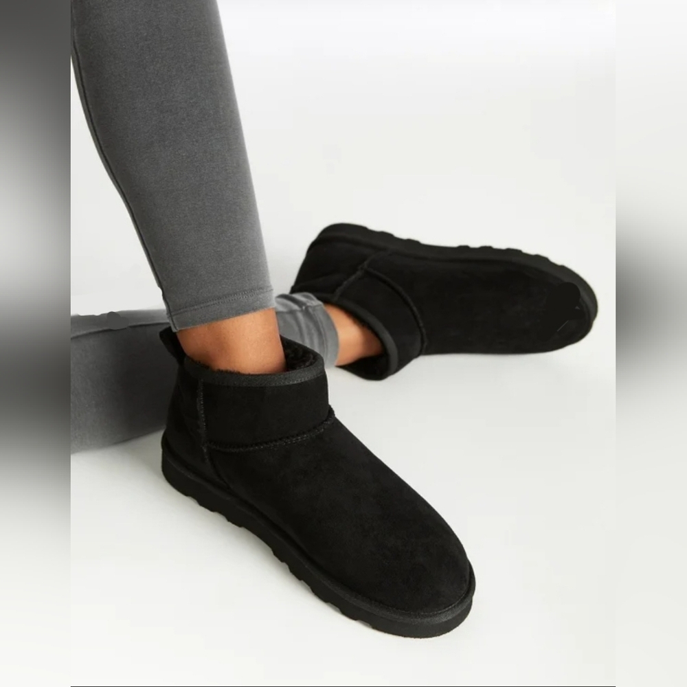 Charlee Fuzzie Bootie - *Size 7